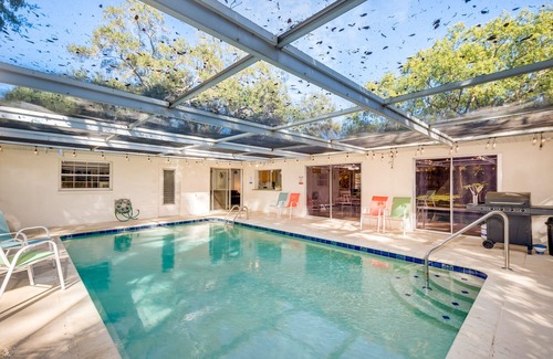 Clearwater House | Lovely home! HEATED pool, firepit, 2 King beds ~ 15 mins to Clearwater Beach!