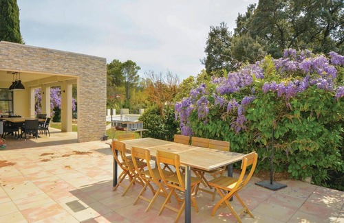 Aubais House | Lovely home in Aubais with WiFi