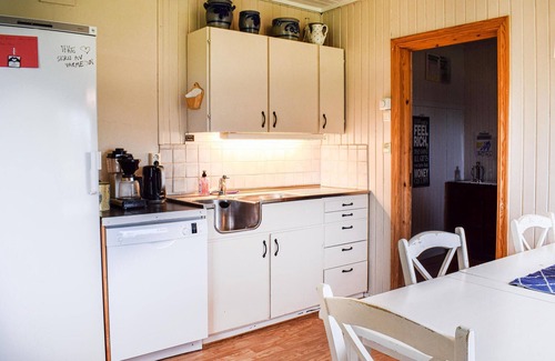 Enebakk House | Lovely home in Enebakk with WiFi
