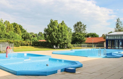 Gramsbergen House | Lovely home in Gramsbergen with WiFi