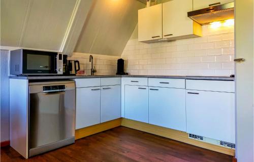 Gramsbergen House | Lovely Home In Gramsbergen With Wifi