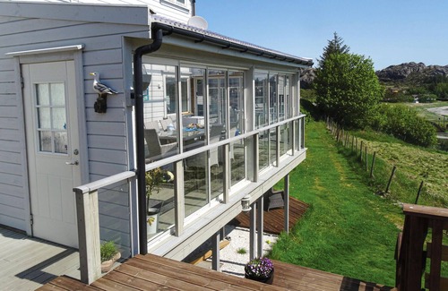 Egersund House | Lovely home in Hellvik with WiFi