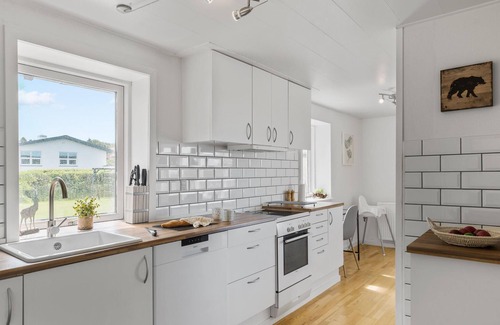 Logstor House | Lovely home in Løgstør with WiFi