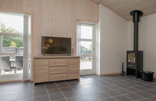 Grønhøj House | Lovely home in Løkken with sauna