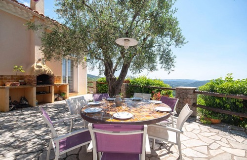 Speracedes House | Lovely home in Spéracèdes with WiFi