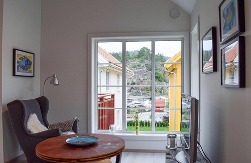 Tvedestrand House | Lovely home in Tvedestrand with WiFi