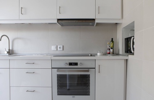 Parede House | Lovely House in Lisbon coast For 8 guests