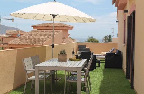 Los Puertos House | Lovely house in the town center of ISLA PLANA