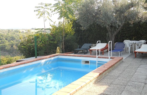 Catignano Apartment | Lovely house with private pool in the heart of nature,between mountain and sea