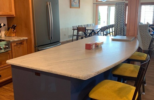 Neenah House | Lovely Lake Winnebago beachfront home, EAA, Packers, water activities, skiing