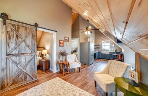 Olivehill Apartment | Lovely Lakefront Apartment with Boat Ramp Access