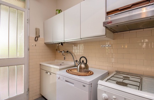 Pieve Vecchia House | Lovely little house a few meters from the beach of the romantic Manerba