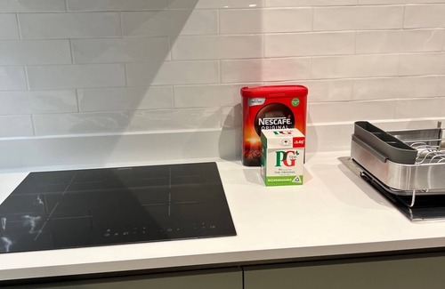 Luton Apartment | Lovely Luxury Apartment With Free Parking