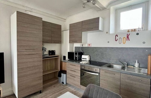 Bayeux Apartment | Lovely Normandy - Apartment in downtown Bayeux