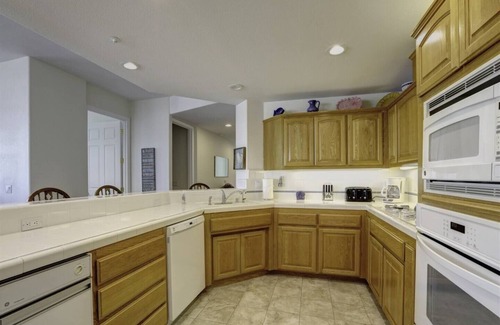 Downtown Condo | Lovely Ocean Front Condo