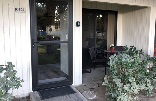 Palm Springs Condo | Lovely, Peaceful Palm Springs Condo!