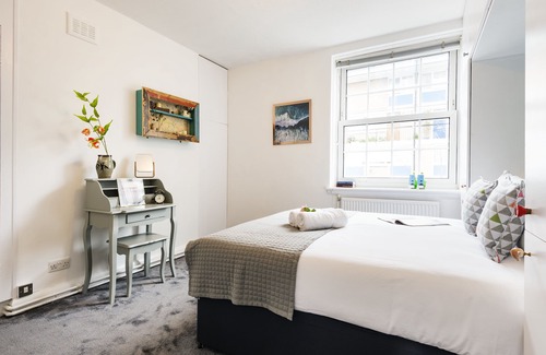 Golborne Apartment | Lovely Portobello Apartment near Westbourne Park