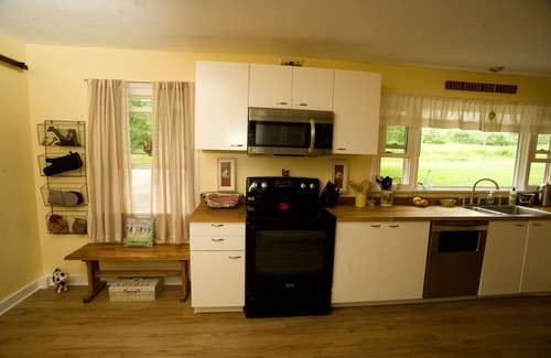 Richmond House | Lovely ranch home getaway in The Berkshires- just 6 miles to Tanglewood