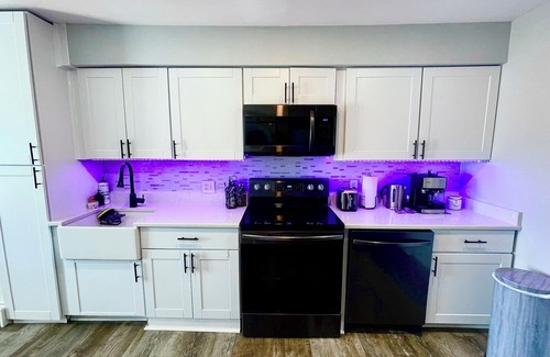 North Ocean City Condo | Lovely Renovated 2-Level Condo + Pool + Steps to the Beach!