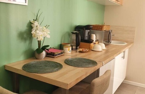 Auterive House | Lovely suite with spa and private sauna