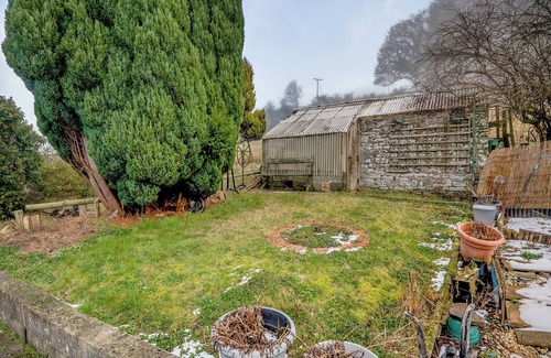 Defynnog Cottage | Lovely terraced cottage in the heart of the Brecon Beacons national park.
