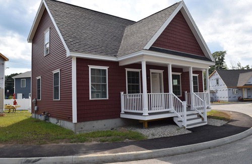 Old Orchard Beach House | Lovely three bedroom, sleeps nine and a pool!