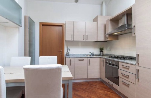 NoLo Apartment | Lovely Two Bedroom Apartment in the Center of Milan with 4 Beds