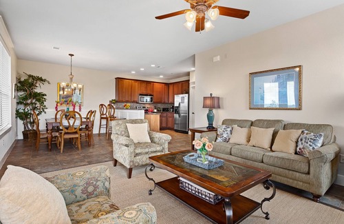 Jonestown Condo | Lovely Villa in the Hollows Resort Community, Lake View, 4 Pools, Pickleball, Beach Club!