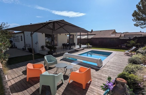 Roquemaure Villa | Lovely villa with pool, in a quiet location near Avignon