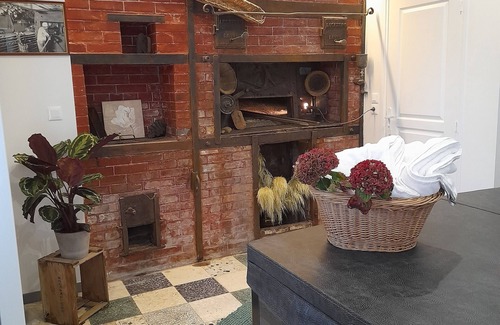 Saint-Marcouf House | Lovers' Weekend with Jacuzzi. In the heart of the Cotentin region in Manche.