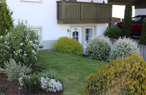 Thyrnau Apartment | Lovingly designed vacation apartment (68sqm) with private entrance and parking space