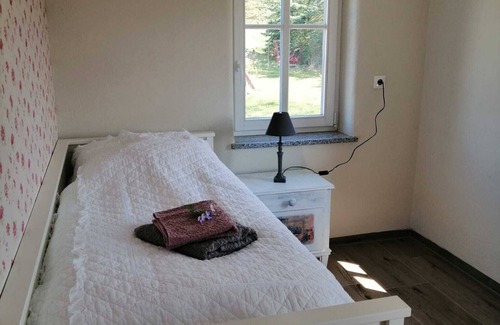 Leutersdorf Apartment | Lovingly furnished, quiet vacation apartment "LANDLUST" pet-friendly!