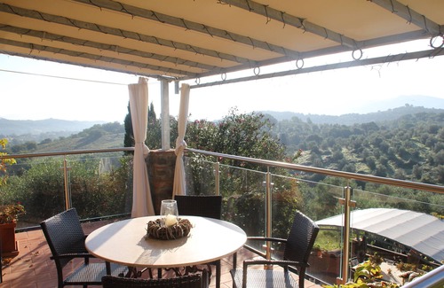 Caldana House | Lovingly renovated country house in the olive grove with large panoramic pool, air conditioning
