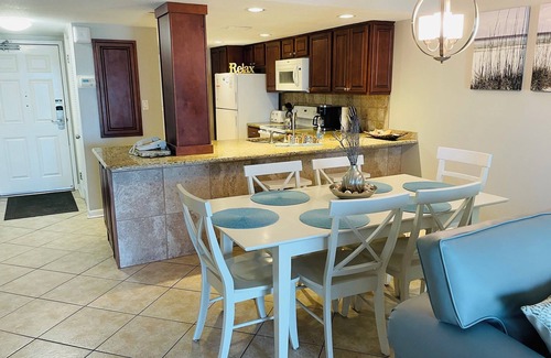 Lower Grand Lagoon Condo | LOW FALL RATES! 1st FL MOONSPINNER 110 OCEANVIEW-POOL WALKOUT𩵠PARK BY DOOR!