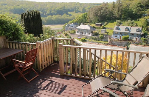 Looe Cottage | LOWENA COTTAGE, pet friendly, character holiday cottage in Looe
