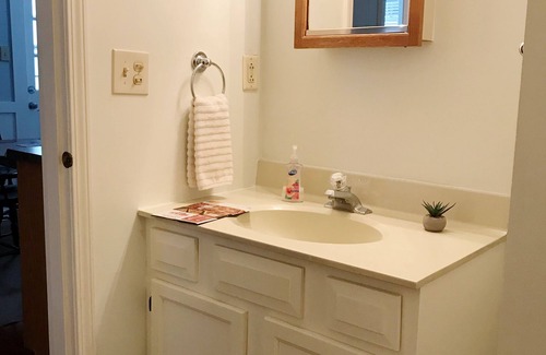 Batavia House | Lower 2 bedroom unit- Convenient in town location