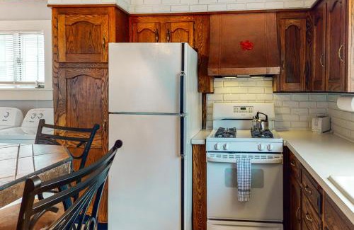 Bucksport House | Lower Corbel House