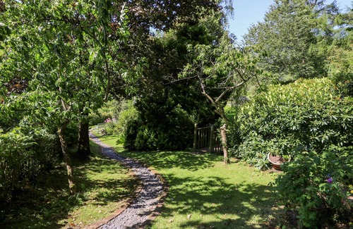 Trefeglwys Cottage | LOWER DOLGENAU- THE COTTAGE, pet friendly in Llanidloes