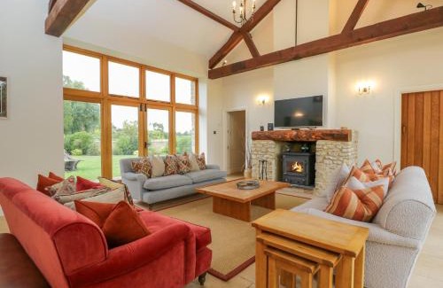 Witney House | Lower Farm Barn