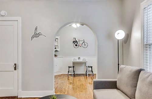 Lower Greenville Apartment | Lower-Greenville Landing Close to Everything