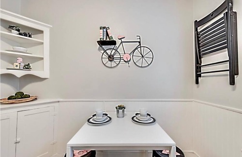 Lower Greenville Apartment | Lower-Greenville Landing Close to Everything