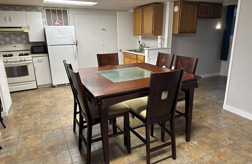 Marlboro Apartment | Lower level apt in Spectacular Log Home Estate