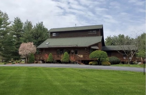 Marlboro Apartment | Lower level apt in Spectacular Log Home Estate