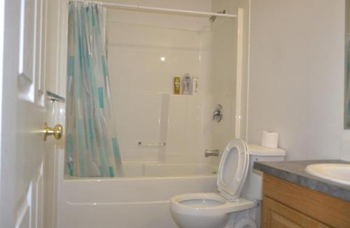 Northwest Calgary Apartment | Lower Level Walkout Suite with Bathroom