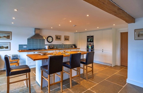 Westleigh House | Lower Netherdowns