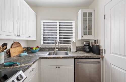Dana Point Condo | LOWER Unit at Niguel Beach Terrace, Dana Point! Close to Pool view