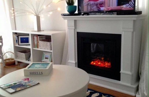 New Smyrna Beach Condo | LQQK! Fish Cottage! CLEAN, neat, bright, cozy, and cute!