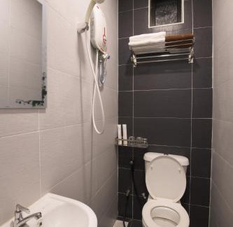 Taman Abad House | LTL Guesthouse