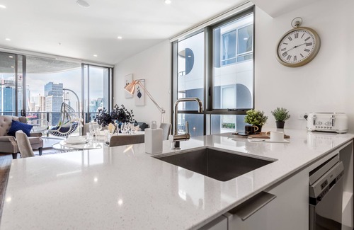 South Brisbane Apartment | Lucid