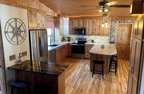 Luck Cabin | Lucky View Lodge Log Cabin on Big Butternut Lake Luck, WI 3 acre 300ft lakeshore
